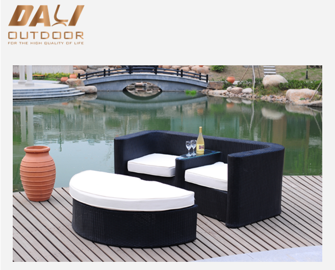 Velit PE Rattan Wicker Patio Amor Sedem Lounge Chair Set cum scabello pedum
