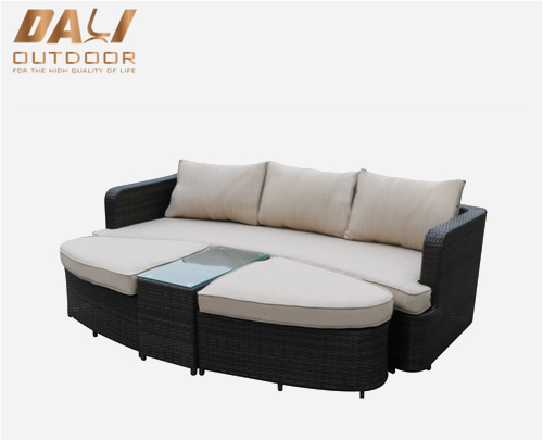 Velit rattan vimine per piscinam sunbeds omnibus tempestatibus usus